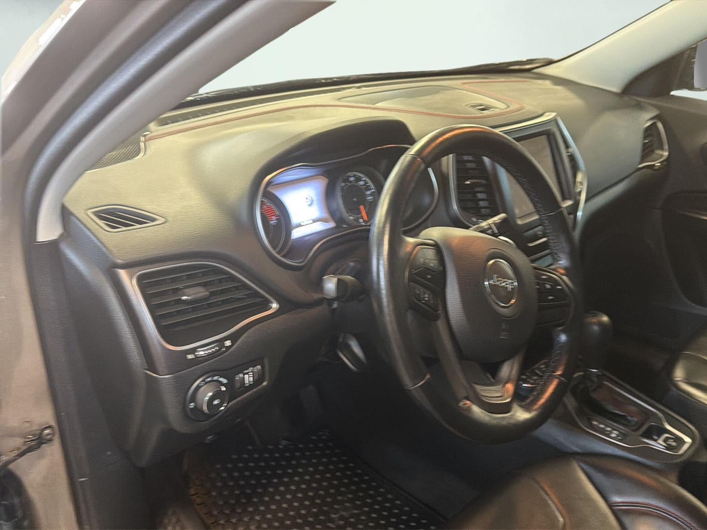 2021 Jeep Cherokee Trailhawk