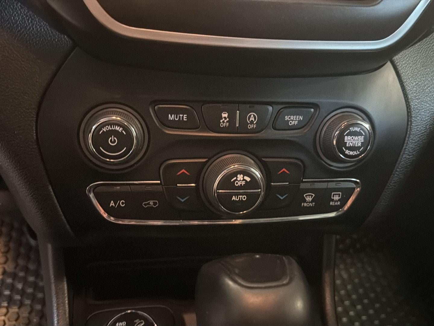 2021 Jeep Cherokee Trailhawk