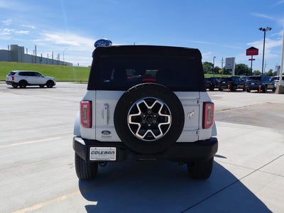 2022 Ford Bronco Base