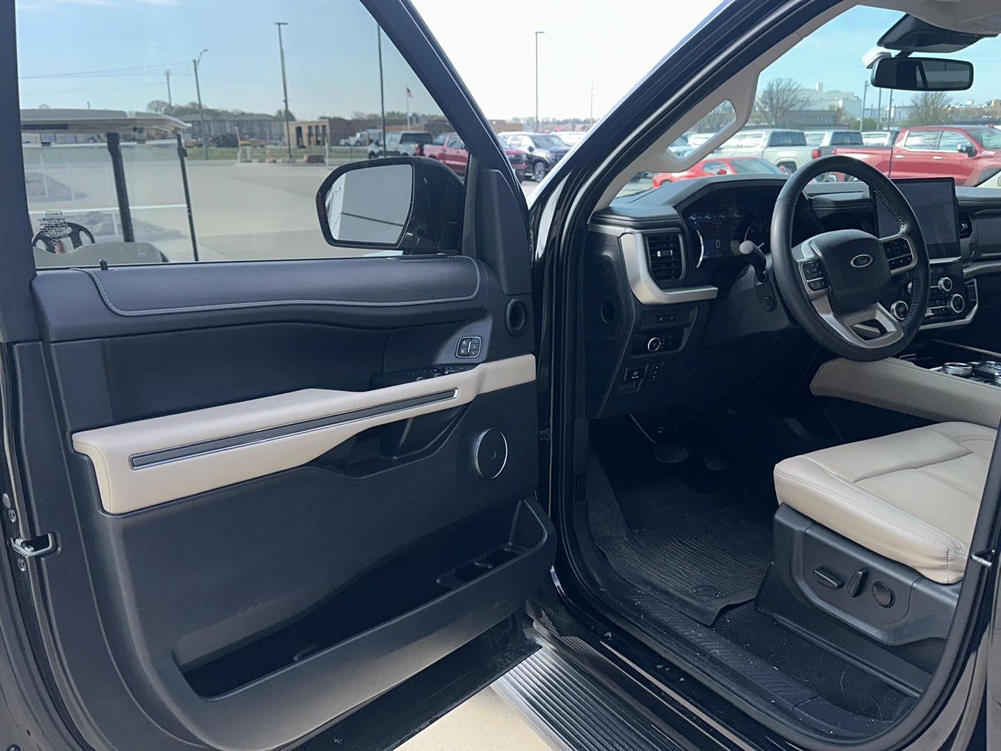 2024 Ford Expedition Max XLT