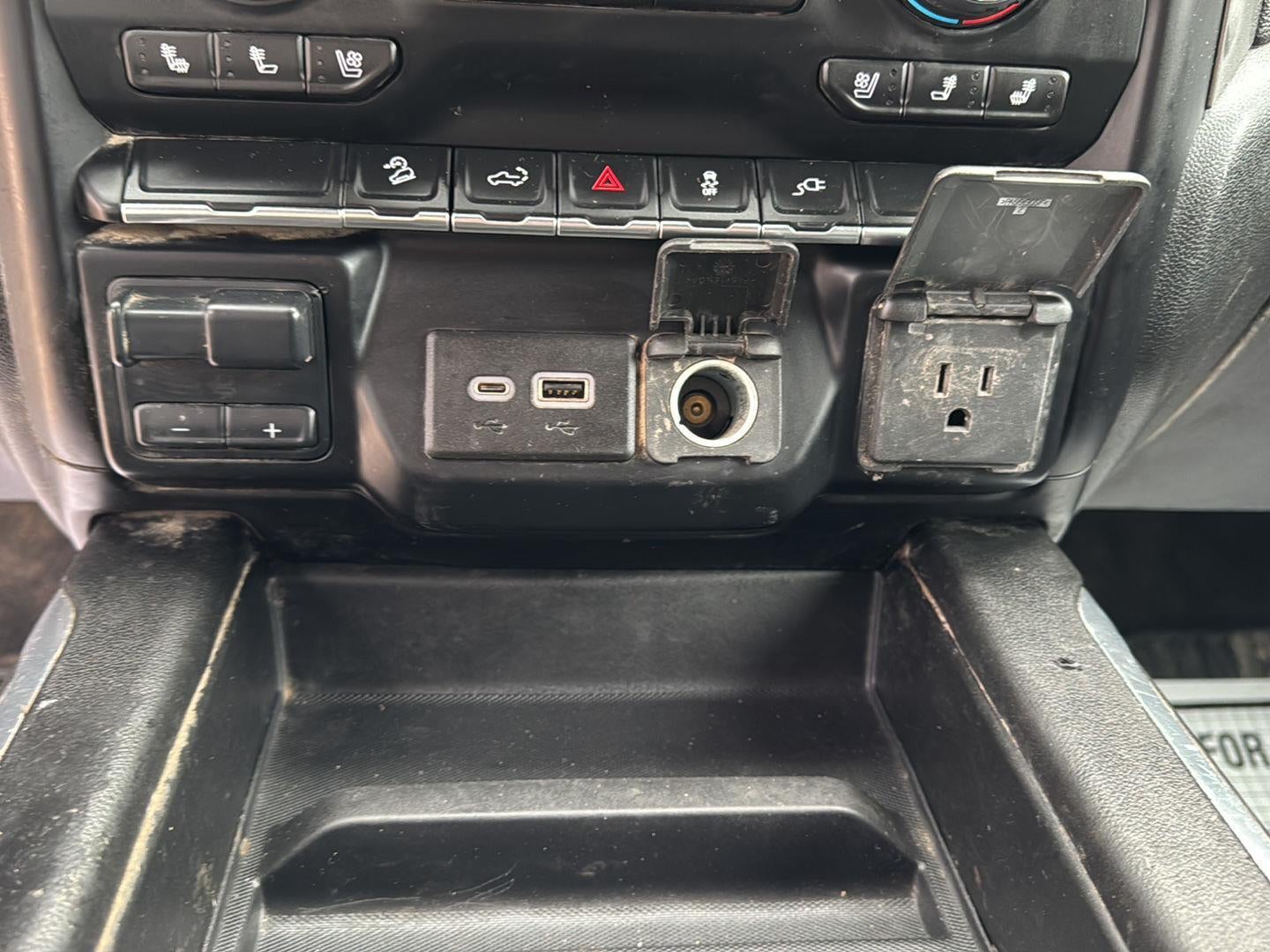 2021 Chevrolet Silverado 3500HD LTZ - Photo 19
