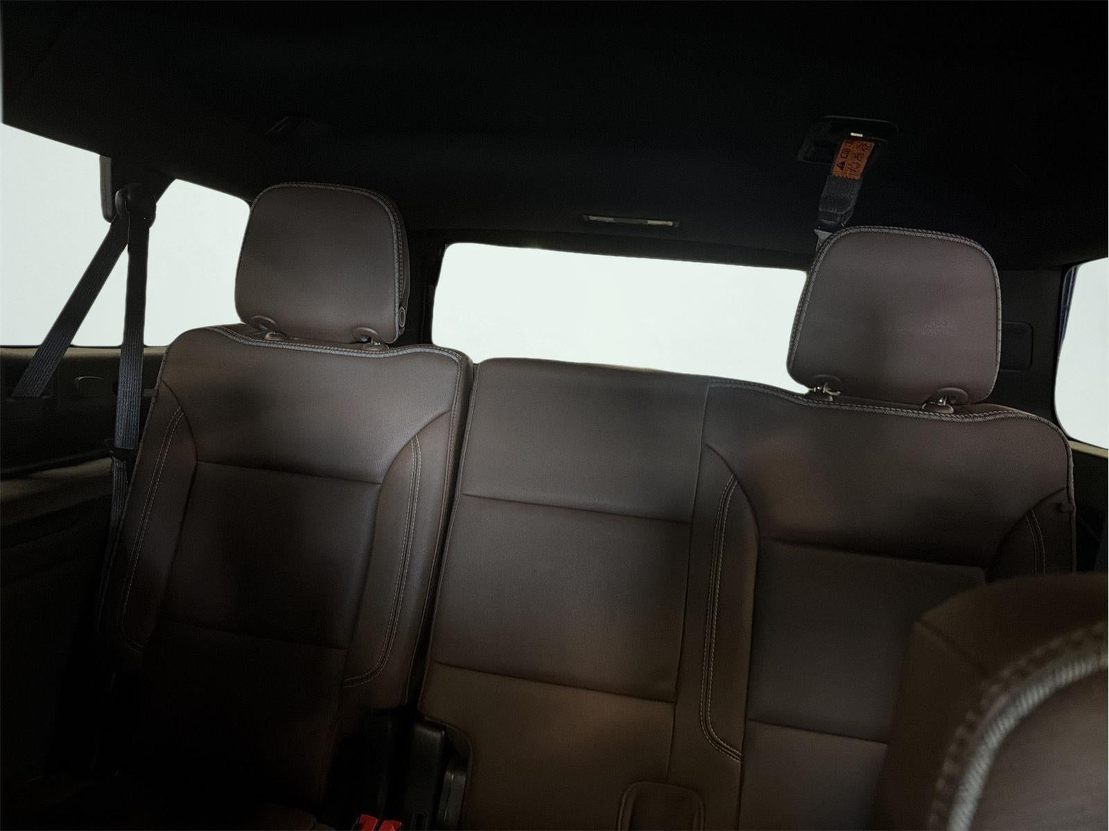 2022 Chevrolet Suburban Base