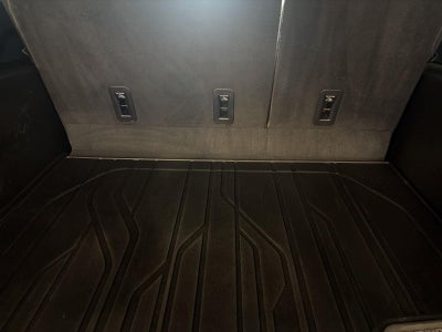 2022 Chevrolet Suburban Base