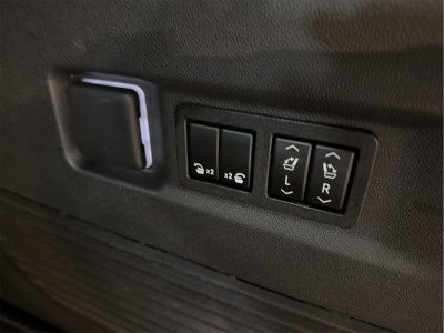 2022 Chevrolet Suburban Base