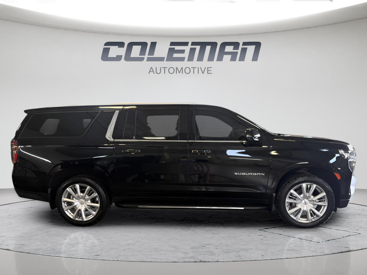 2022 Chevrolet Suburban Base