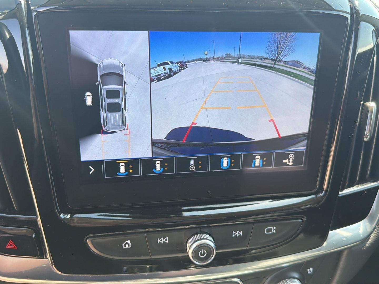 2021 Chevrolet Traverse Premier