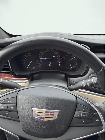 2017 Cadillac XT5 Luxury AWD