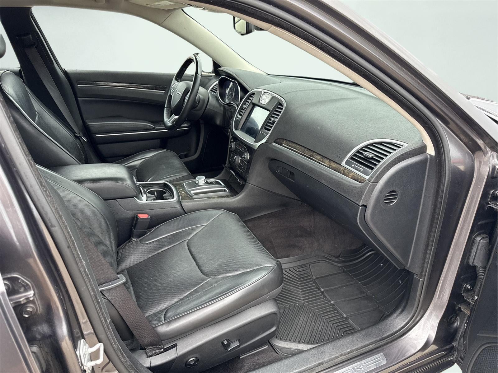 2018 Chrysler 300 Limited