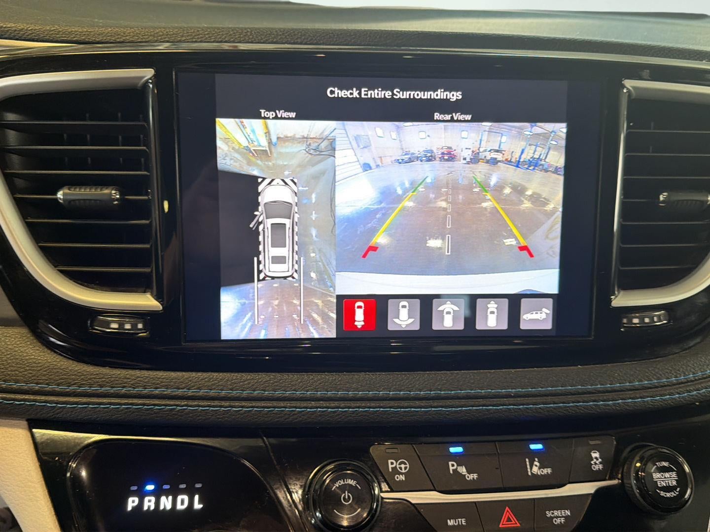 2021 Chrysler Pacifica Hybrid Touring L