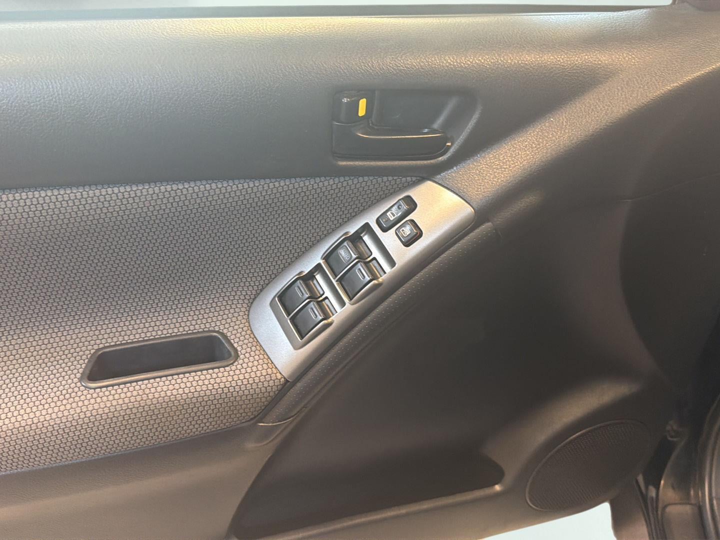 2007 Pontiac Vibe Base