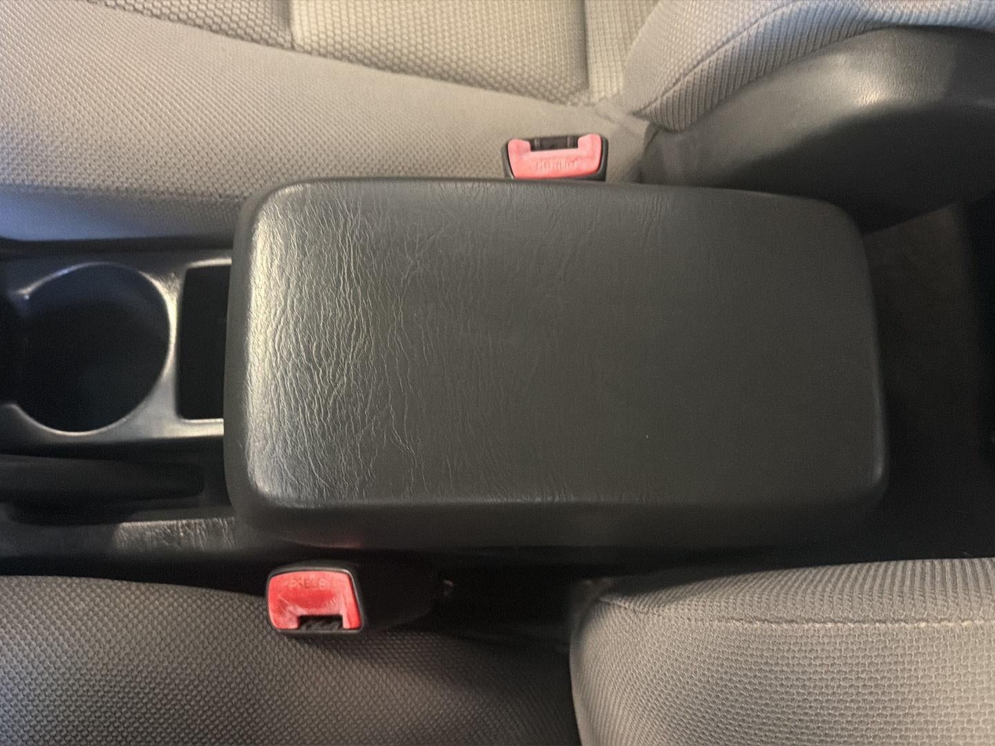 2007 Pontiac Vibe Base