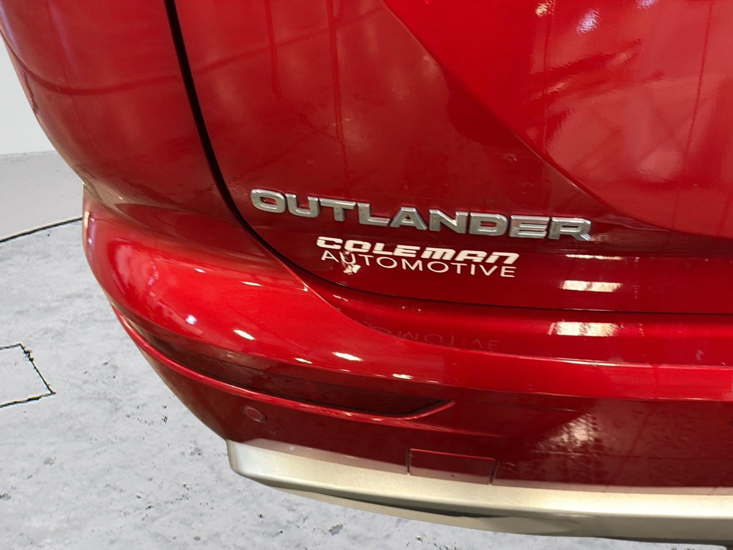2024 Mitsubishi Outlander SE